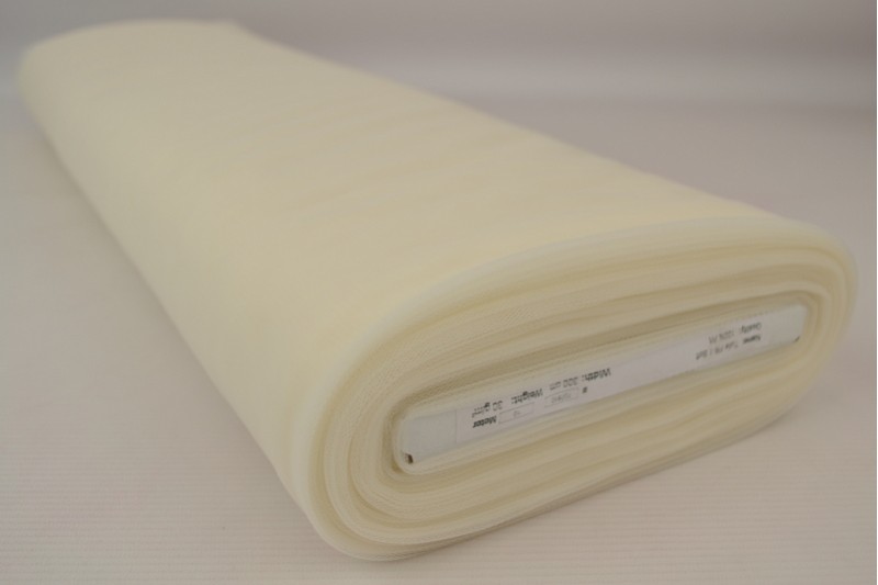 Schwer entflammbarer weicher Tüll 300 Tüll aus mariée ignifuge 300 cm breit gebrochenes Weiß, Rolle