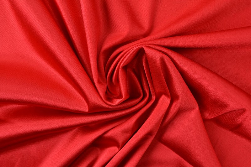 Charmeuse-Futter rot