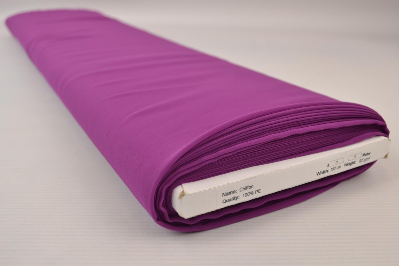 Musselin (Chiffon) cassis, Rolle