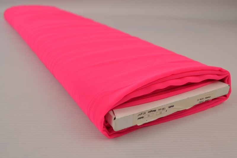 Musselin (Chiffon) neonrosa, Rolle