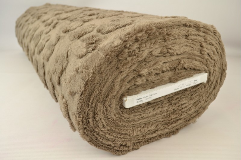 Pfoten-Fleece taupe, Rolle