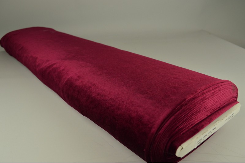Stretch-Samt Samt stretch bordeaux, Rolle
