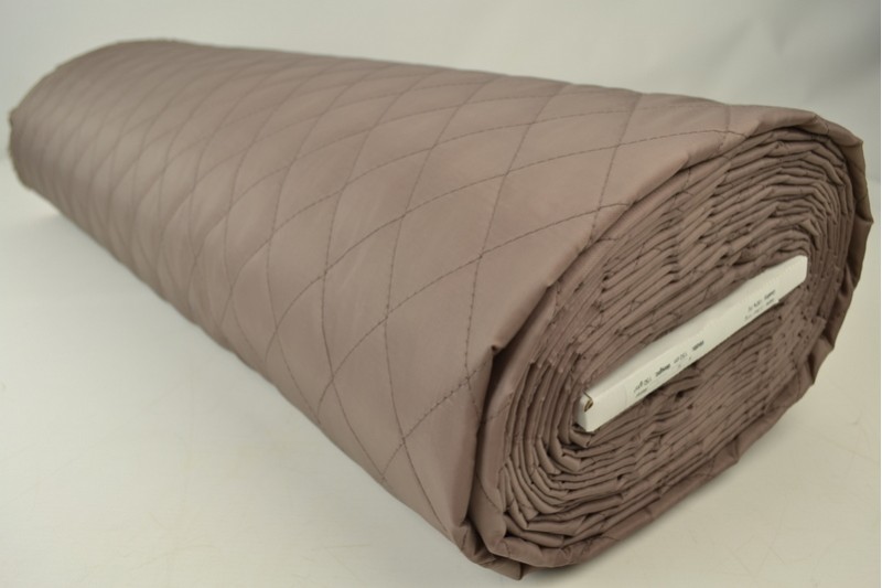 Steppfutter taupe, Rolle