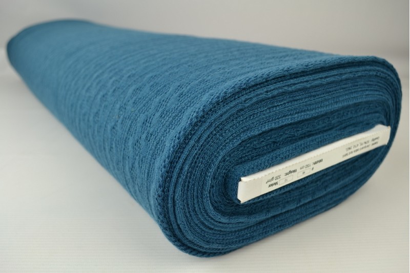 Zopf-Jacquard jacquard en tricot torsadé dunkelpetrol, Rolle