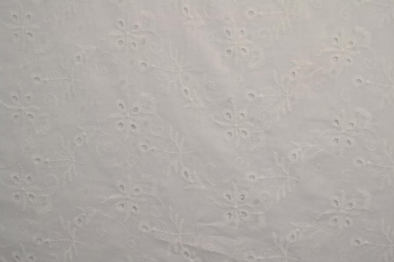Baumwollstickerei weiß (motif white 01)