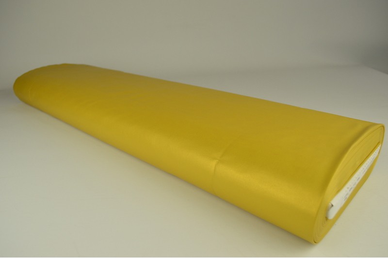 Kunstleder gold, Rolle