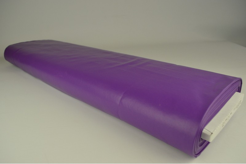 Kunstleder violettt, Rolle