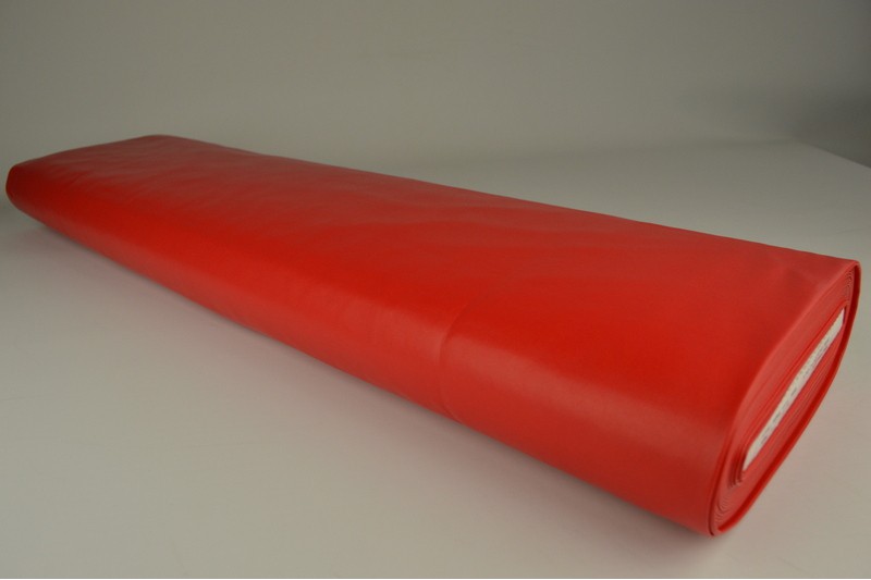 Kunstleder rot, Rolle