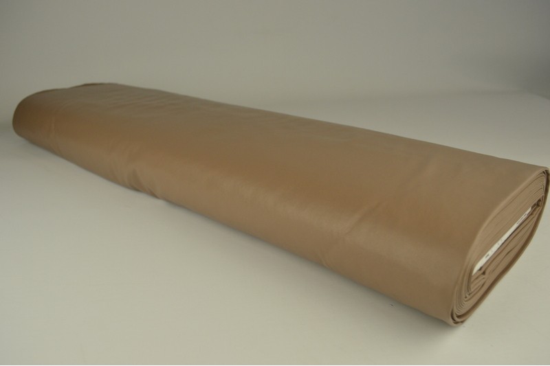 Kunstleder taupe, Rolle