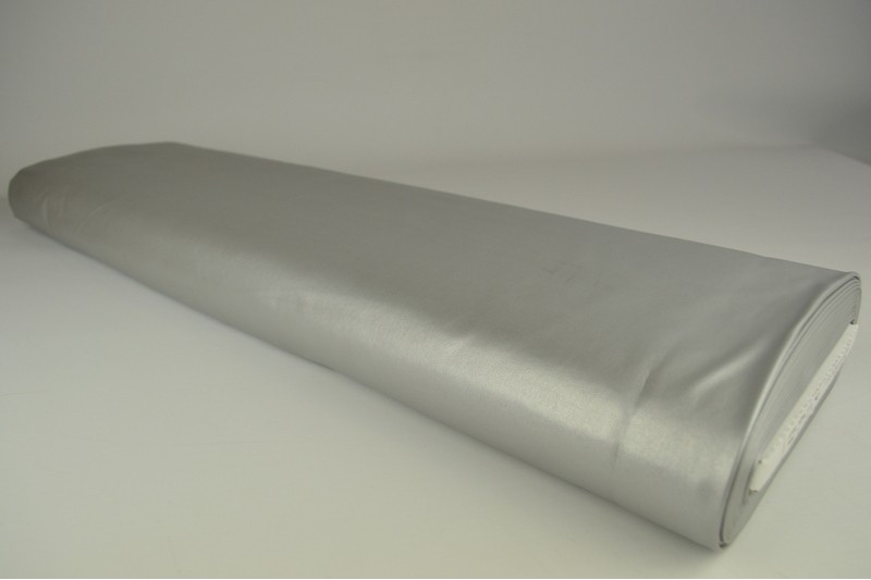 Kunstleder silber, Rolle
