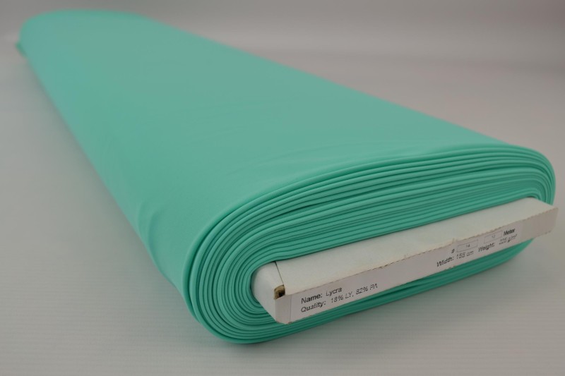 Lycra mint, Rolle