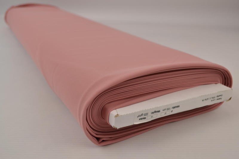 Lycra vieux rosa, Rolle