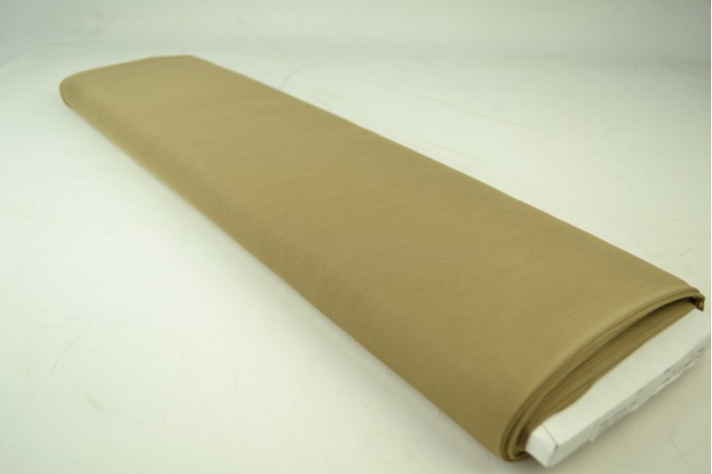 Lycra-Tüll taupe, Rolle