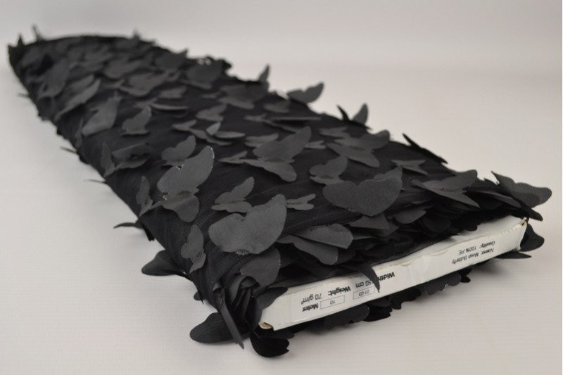 Mesh Schmetterling schwarz, Rolle