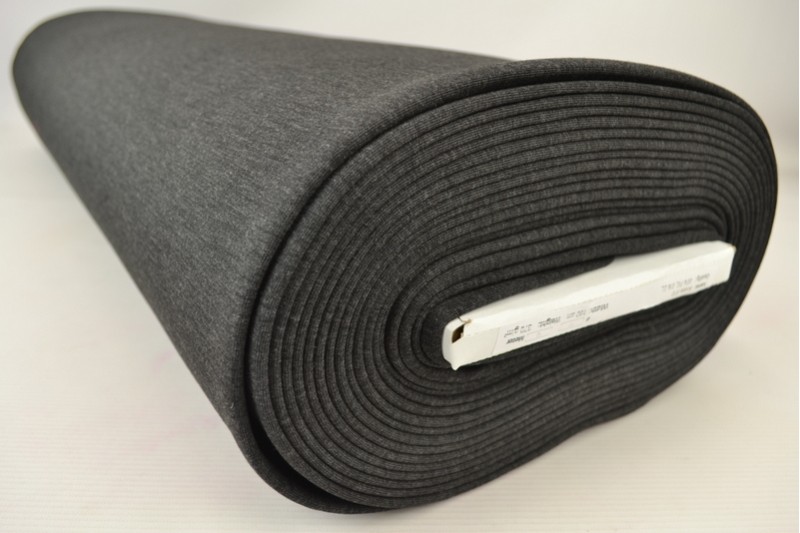 Neopren grau, Rolle