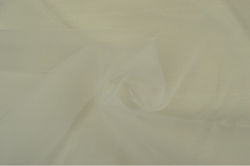 Organza gebrochenes Weiß