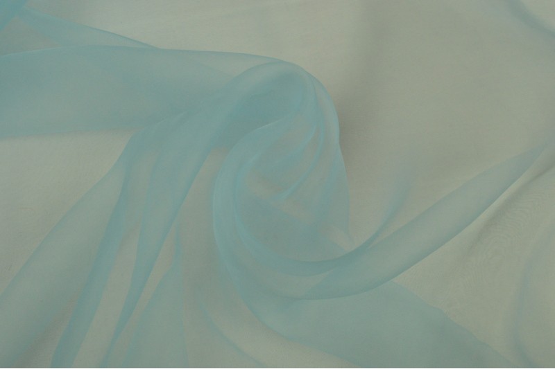 Organza hellblau