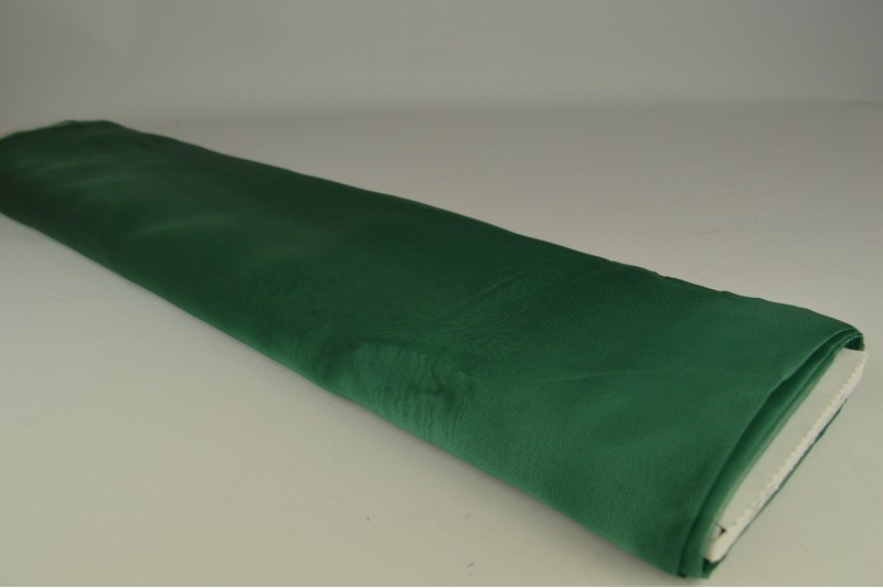 Organza dunkelgrün, Rolle