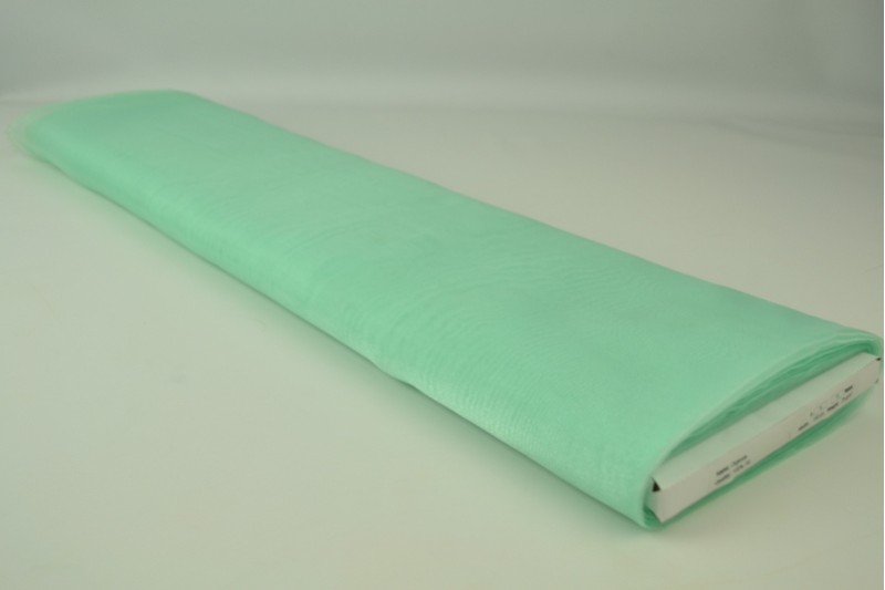Organza minzgrün, Rolle