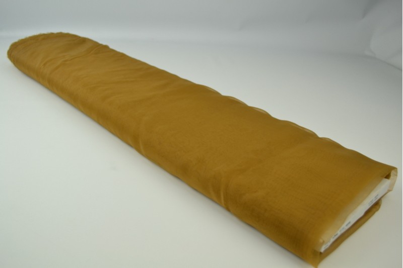 Organza dunkelocker, Rolle