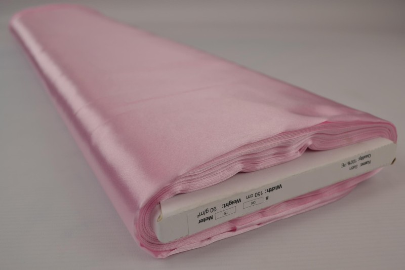 Polyestersatin Satin babyrosa, Rolle