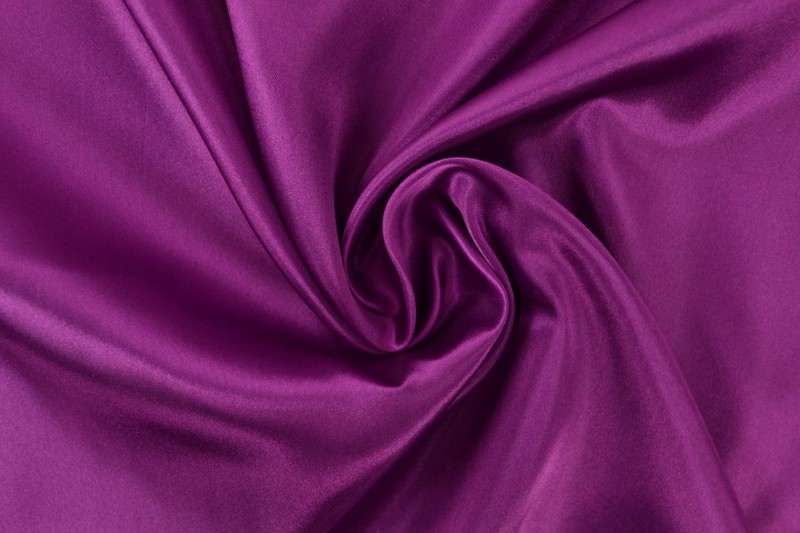Polyestersatin Satin cassis