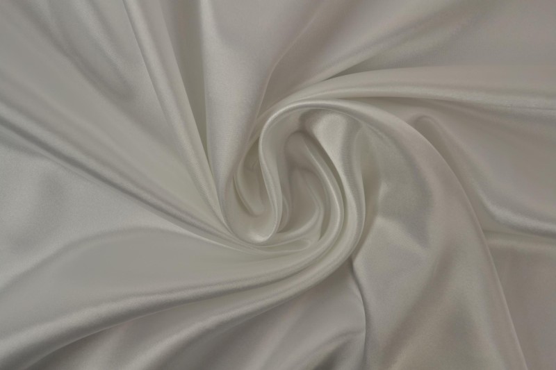 Polyestersatin Satin gebrochenes Weiß