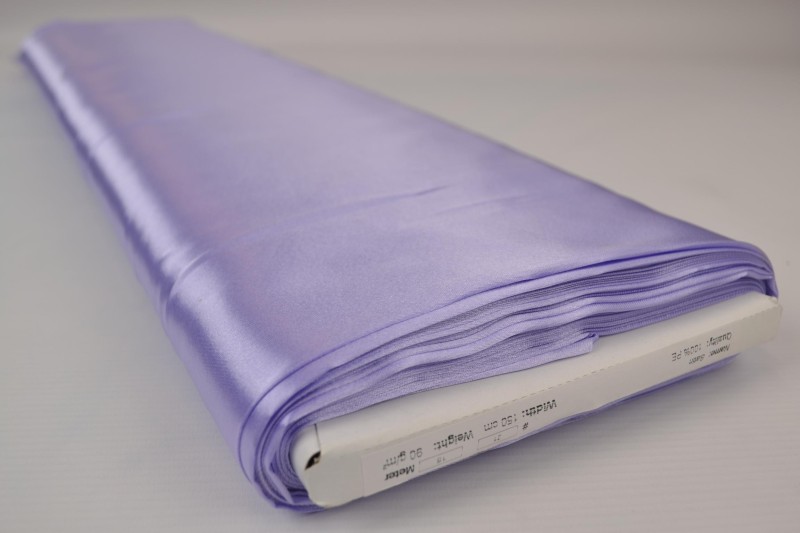 Polyestersatin Satin lavendel, Rolle
