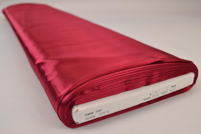 Polyestersatin Satin bordeaux, Rolle