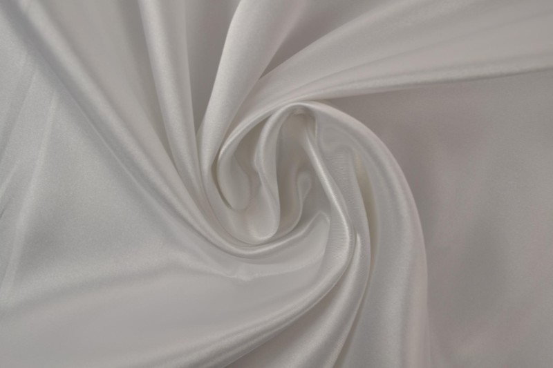 Polyestersatin Satin weiß