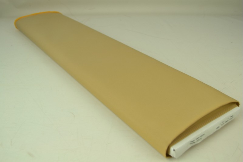 Taft beige, Rolle