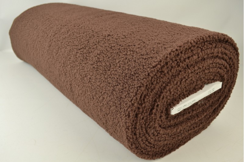Teddy-Kunstfell braun, Rolle