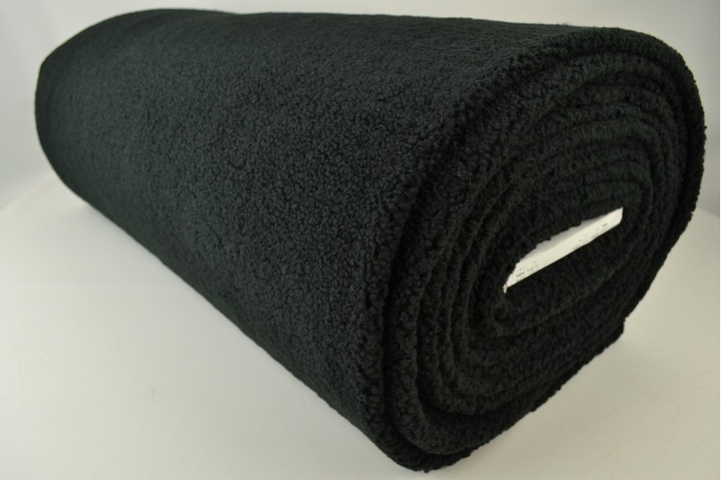Teddy-Kunstfell schwarz, Rolle
