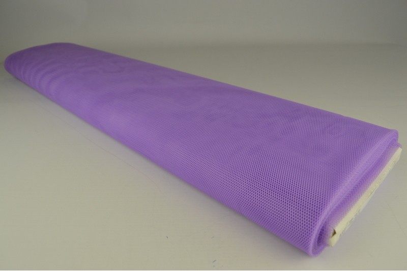 Steifer Tüll lavendel, Rolle