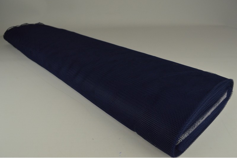 Steifer Tüll navy, Rolle