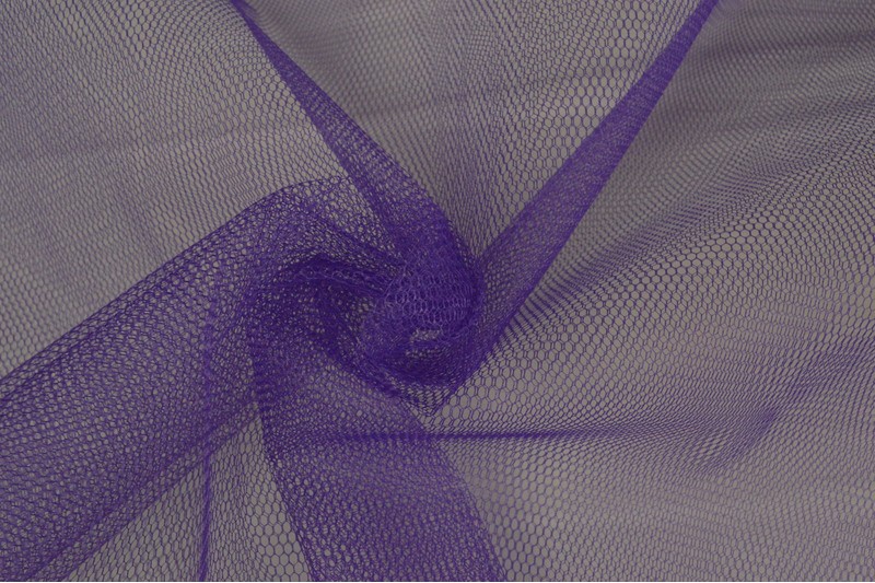 Steifer Tüll violettt