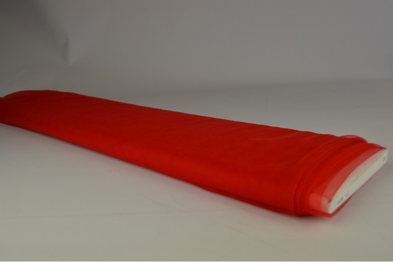 Weicher Tüll (Tüll aus mariée) rot, Rolle